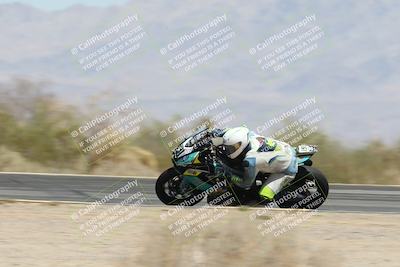 media/Apr-20-2025-CVMA (Sun) [[39090e8767]]/Race 9-Formula LW Twins Shootout/